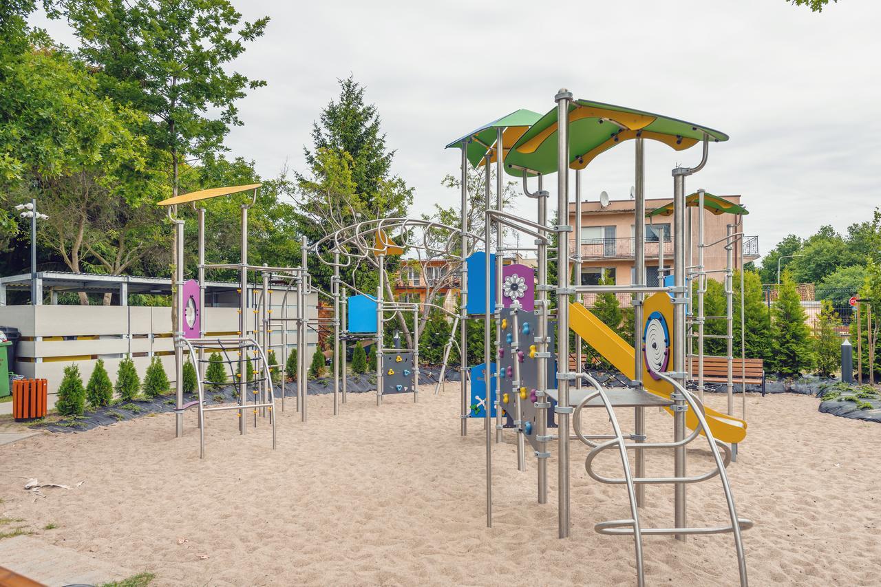 Apartamenty Sun & Snow Polanki Park Z Basenem コウォブジェク エクステリア 写真